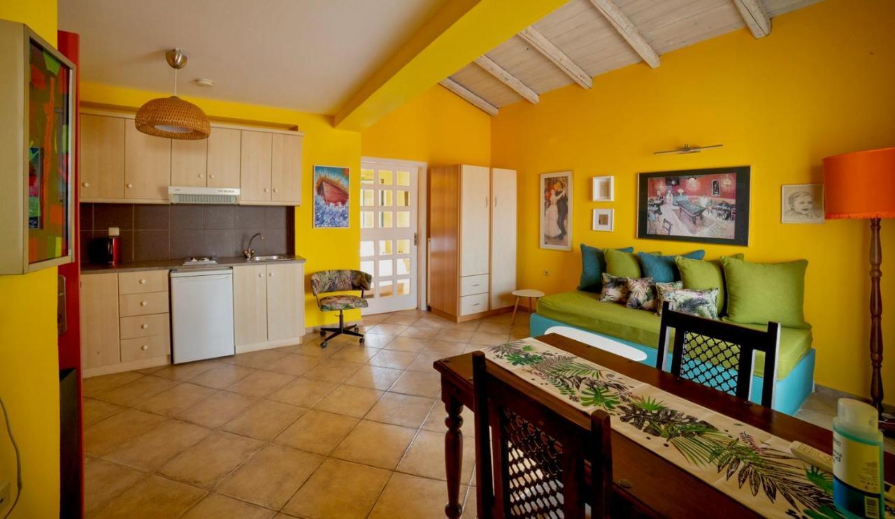Villa Kirki Apartments Айя-Евфимия Экстерьер фото