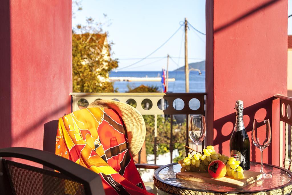 Villa Kirki Apartments Айя-Евфимия Экстерьер фото